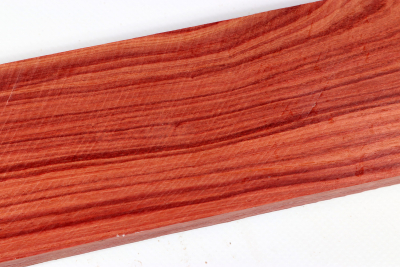 Abschnitt Bahia Rosenholz 495x65x30mm - BahR1235