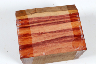 Abschnitt Bahia Rosenholz 75x60x54mm - BahR1456