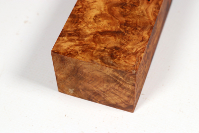 Block Amboyna Burl stabilized 158x50x40mm - Stabi3854