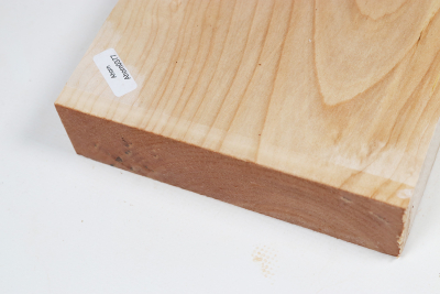 Brett Muschelahorn schlicht 380x145x38mm - Ahorn0377