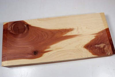 Board Eastern Red Cedar 370x160x40mm - Zed0382