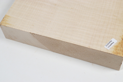 Board Curly Maple 305x235x50mm - RieAh0310