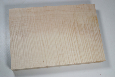 Board Curly Maple 365x250x47mm - RieAh0306