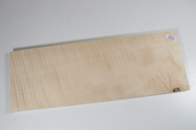 Brettabschnitt Riegelahorn 390x140x15mm - RieAh0317