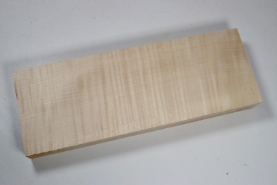 Board Curly Maple 405x145x48mm - RieAh0305