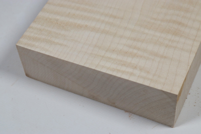 Board Curly Maple 405x145x48mm - RieAh0305