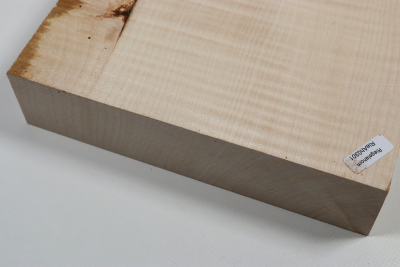 Board Curly Maple 520x195x48mm - RieAh0301