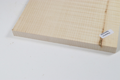 Board Curly Maple 590x180x15mm - RieAh0320
