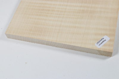 Board Curly Maple 615x180x15mm - RieAh0327