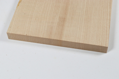 Board Curly Maple 630x145x15mm - RieAh0321