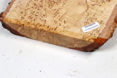 Board Karelian Masurbirch  320x160x32mm - KarMB2952
