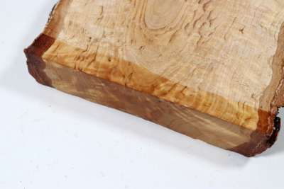 Brettabschnitt karelische Maserbirke  445x160x33mm - KarMB2802