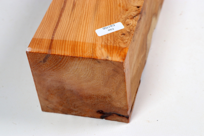 Square Yew Burl 205x85x80mm - Eib1705