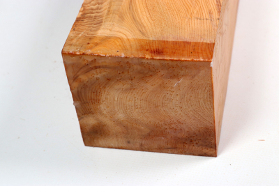 Square Yew Burl 205x85x80mm - Eib1705