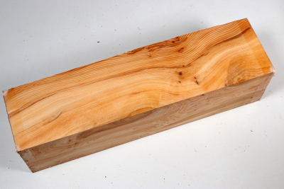 Square Yew Burl 320x83x83mm - Eib1710