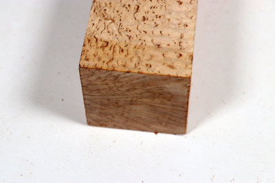 Square Karelian Masurbirch 230x54x54mm - KarMB2821