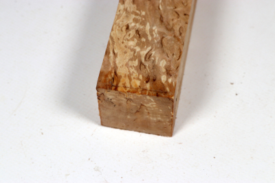 Kantel Karelische Maserbirke 305x40x40mm - KarMB2938