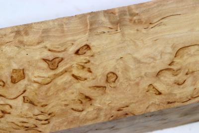 Square Karelian Masurbirch 305x58x58mm - KarMB2777