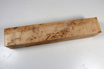 Square Karelian Masurbirch 305x58x58mm - KarMB2983
