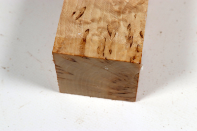 Square Karelian Masurbirch 305x58x58mm - KarMB2983