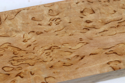 Kantel Karelische Maserbirke 305x65x65mm - KarMB2792