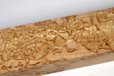Square Karelian Masurbirch 310x50x50mm - KarMB2928