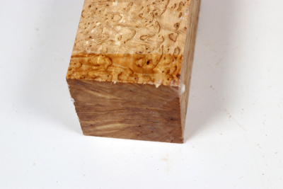 Square Karelian Masurbirch 310x50x50mm - KarMB2928