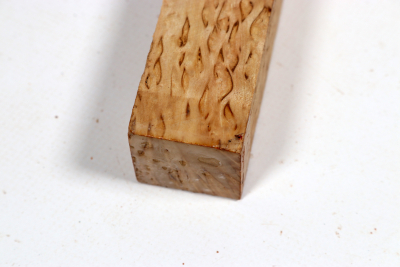 Square Karelian Masurbirch 350x33x33mm - KarMB2820