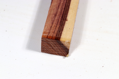 Square Kingwood 305x30x30mm - King0753