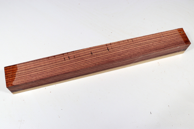 Square Kingwood 305x35x35mm - King0760