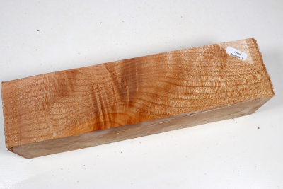Square Qulited Maple 290x75x75mm - Ahorn0411