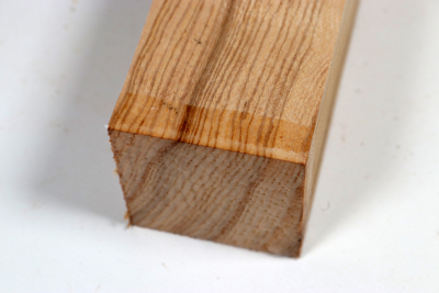 Square Brown Ash 305x58x58mm - OliEs0256