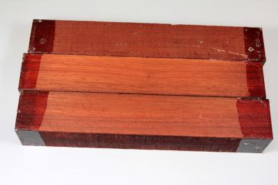 Square Padauk 305x40x40mm