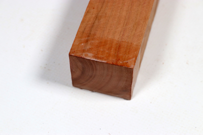 Square Plum Tree 305x40x40mm - Pflau0442