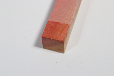 Square Pink Ivory 310x25x25mm - PinIv0188