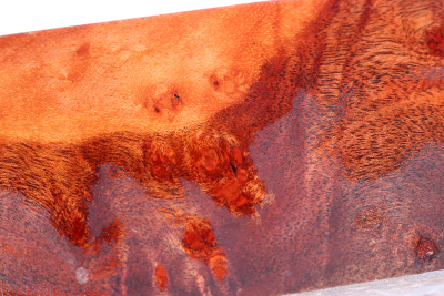 Red Resin Burl 135x55x55mm - RedRe0283