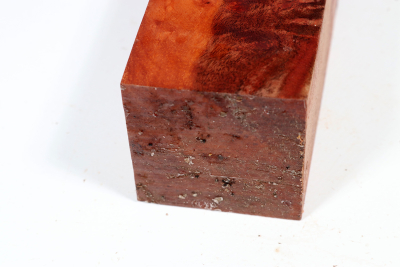 Red Resin Burl 135x55x55mm - RedRe0283