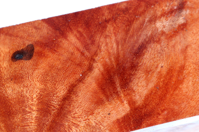 Kantel Red Resin Maser 140x52x47mm - RedRe0277