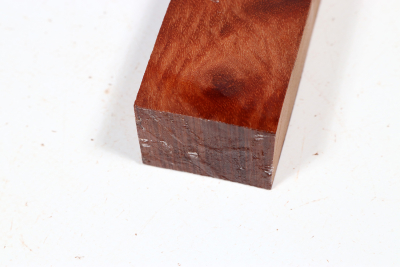 Kantel Red Resin Maser 220x40x31mm - RedRe0299