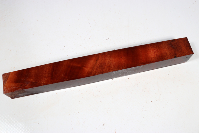 Kantel Red Resin Maser 275x33x30mm - RedRe0302