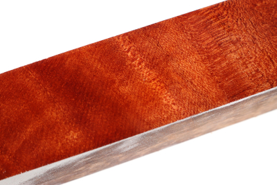 Kantel Red Resin Maser 275x33x30mm - RedRe0302