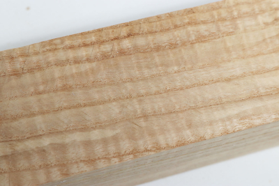 Square Ash curly 280x50x50mm - Esch0360