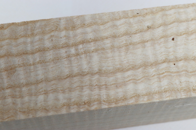 Square Ash curly 305x50x50mm - Esch0353