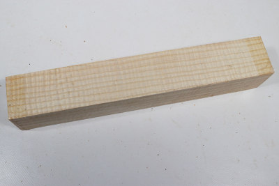 Square Ash curly 305x50x50mm - Esch0358