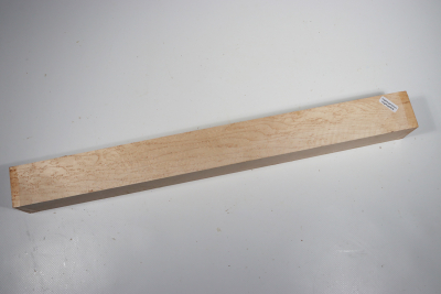 Square Birdseye Maple 505x50x50mm - VogAug0426