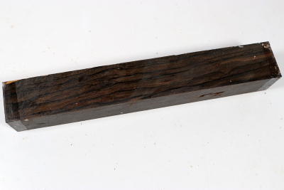 Square Ziricote 305x45x45mm - Ziri0858