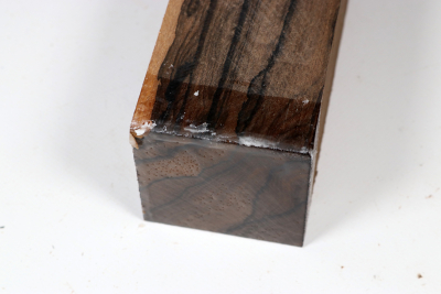 Square Ziricote 330x65x65mm - Ziri0886