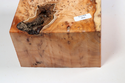 Block Yew Burl 130x130x85mm - Eib1713
