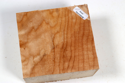 Block Qulited Maple 110x105x62mm - Ahorn0419