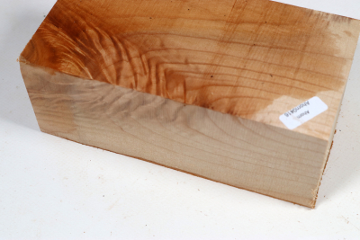 Block Qulited Maple 170x88x65mm - Ahorn0416